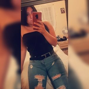 Meet your Posher, Rubi